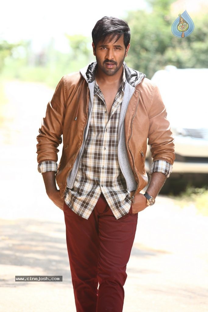 Manchu Vishnu New Stills - 4 / 4 photos