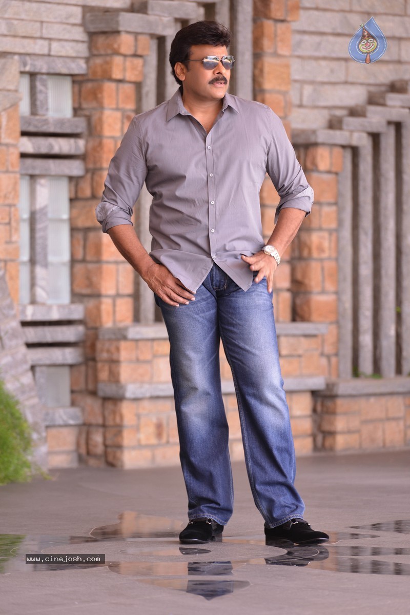 Mega Star Chiranjeevi New Look - 5 / 18 photos