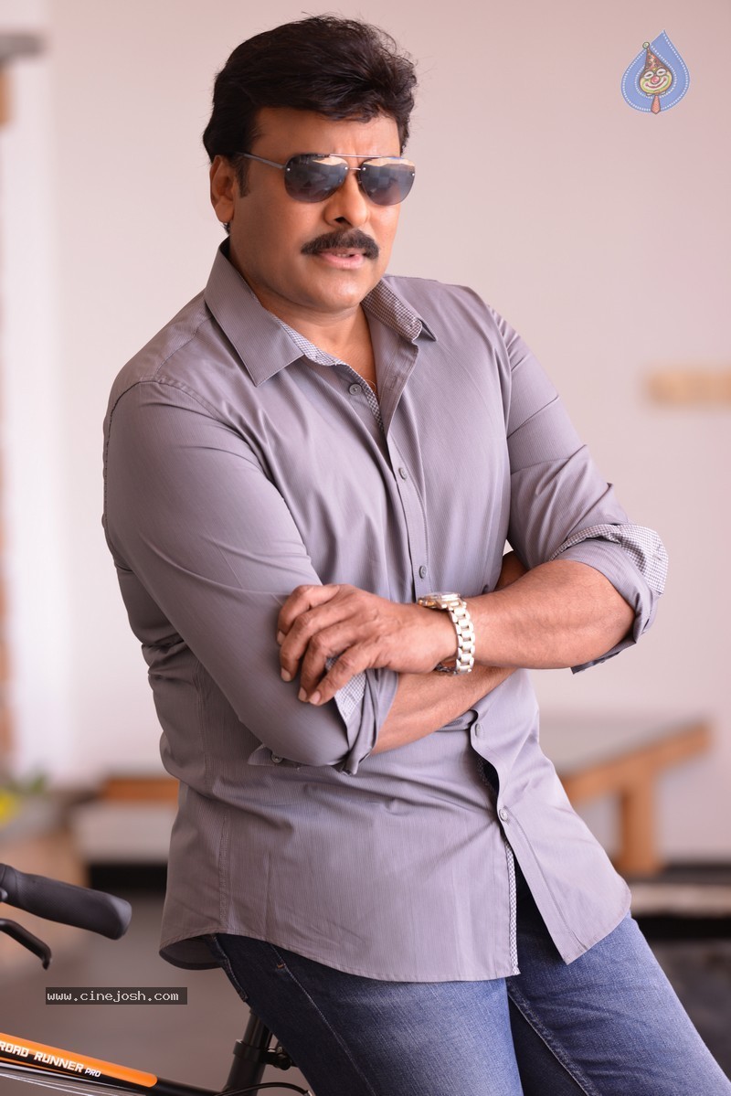 Mega Star Chiranjeevi New Look - 6 / 18 photos