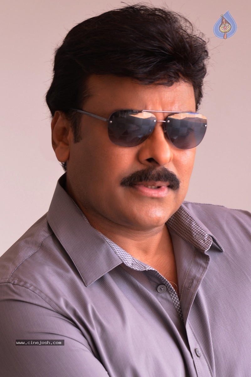 Mega Star Chiranjeevi New Look - 10 / 18 photos