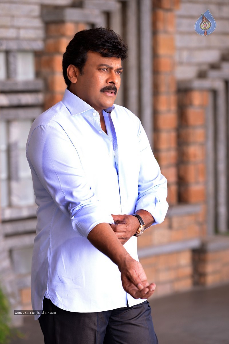 Mega Star Chiranjeevi New Look - 12 / 18 photos