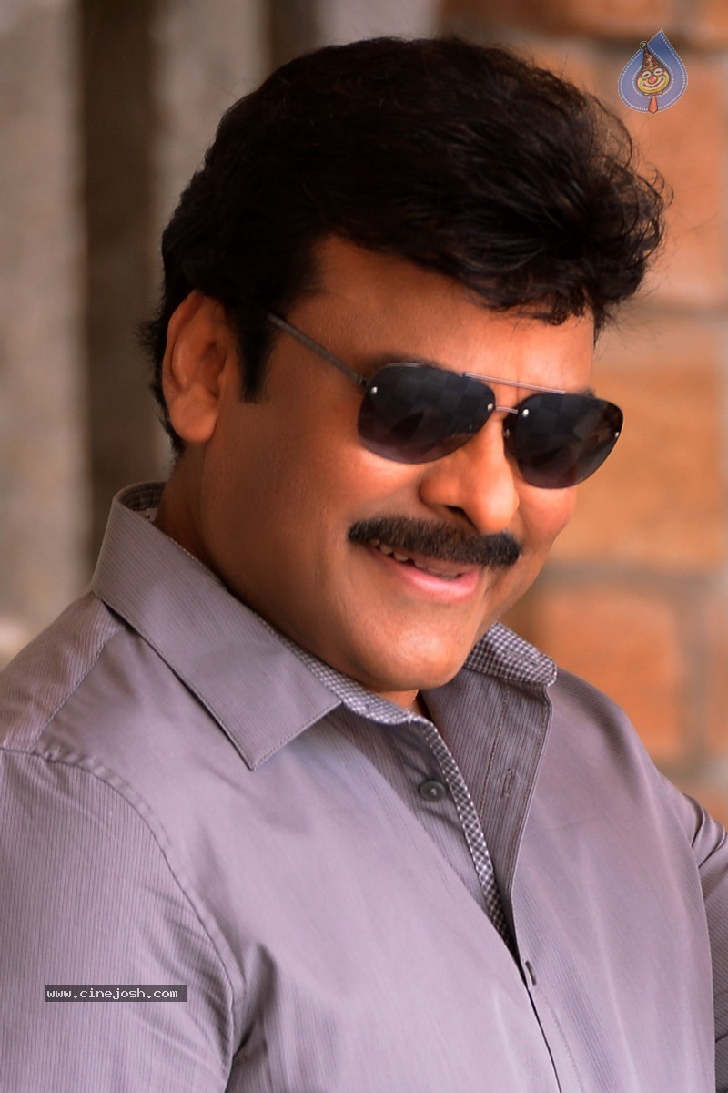 Mega Star Chiranjeevi New Look - 18 / 18 photos