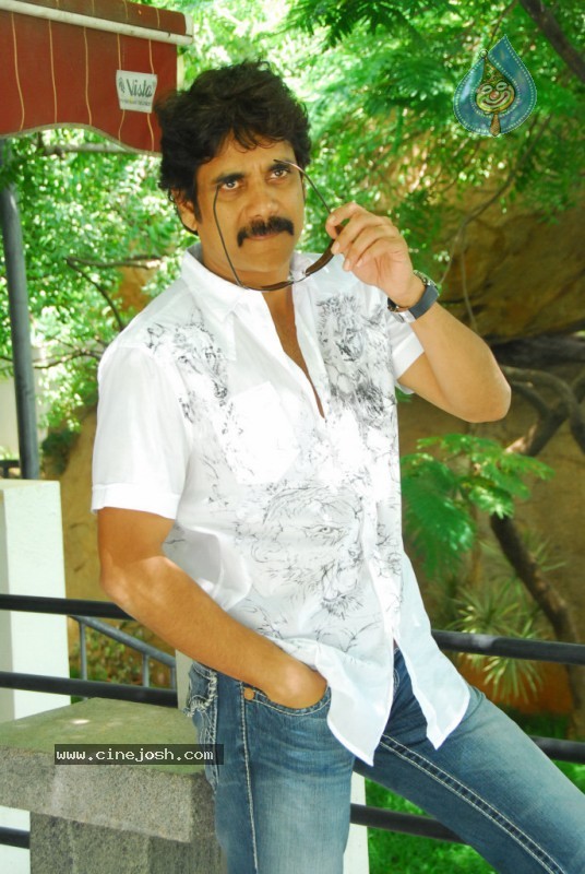 Nagarjuna Gallery - 20 / 37 photos