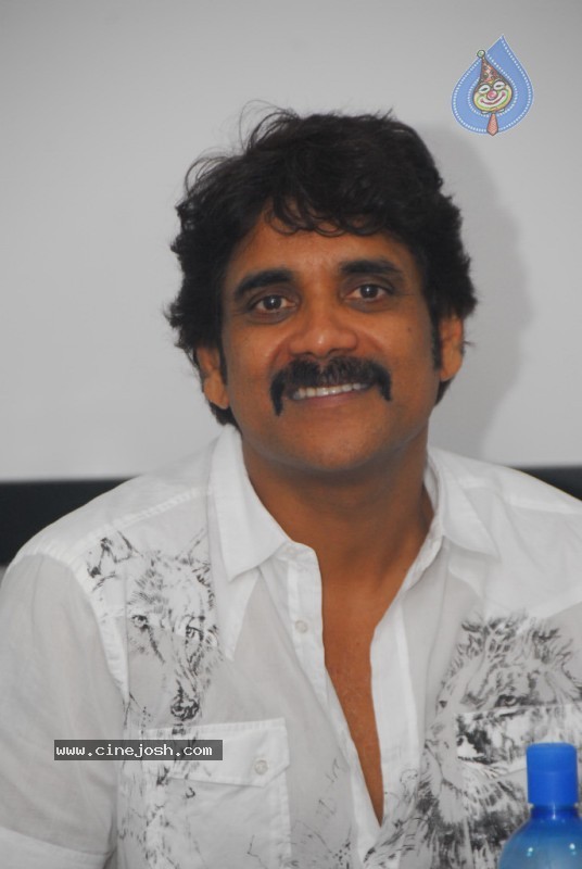 Nagarjuna Gallery - 29 / 37 photos