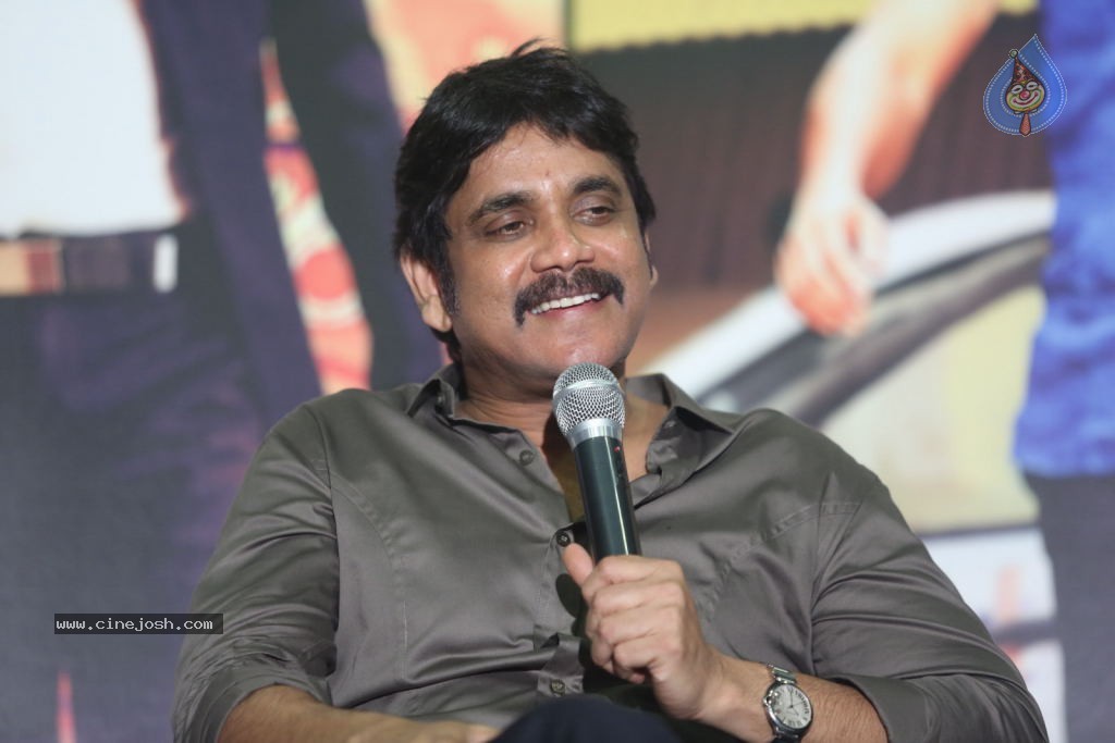 Nagarjuna Interview Stills - 10 / 109 photos