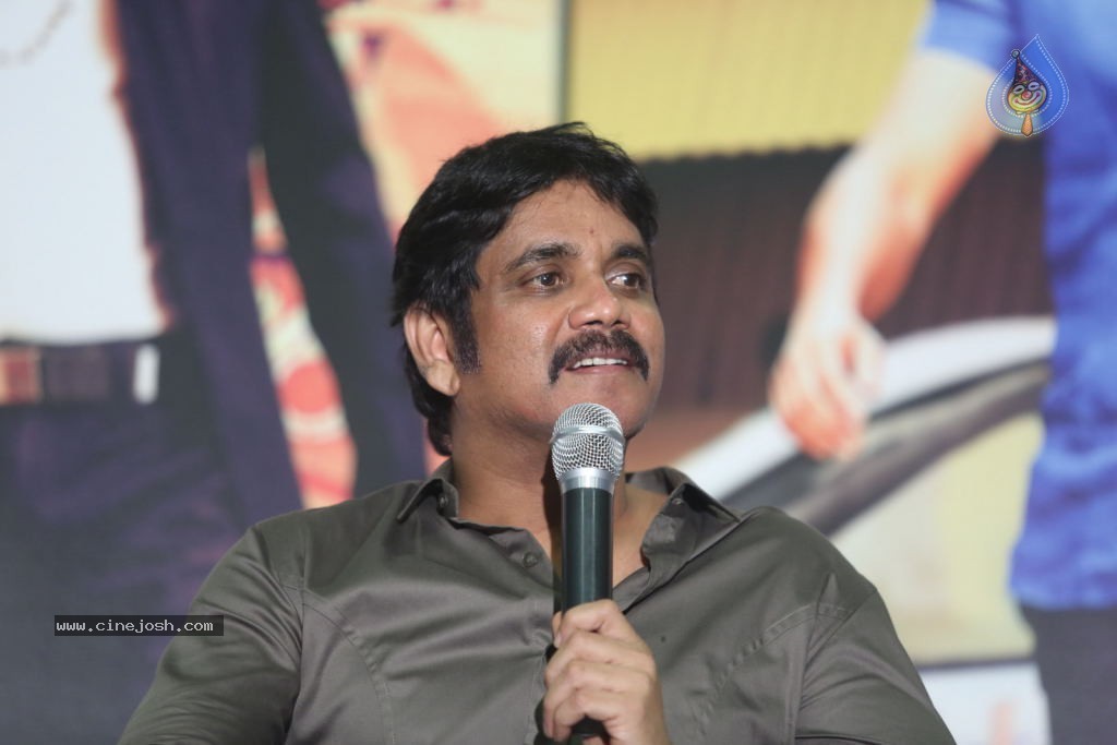 Nagarjuna Interview Stills - 21 / 109 photos