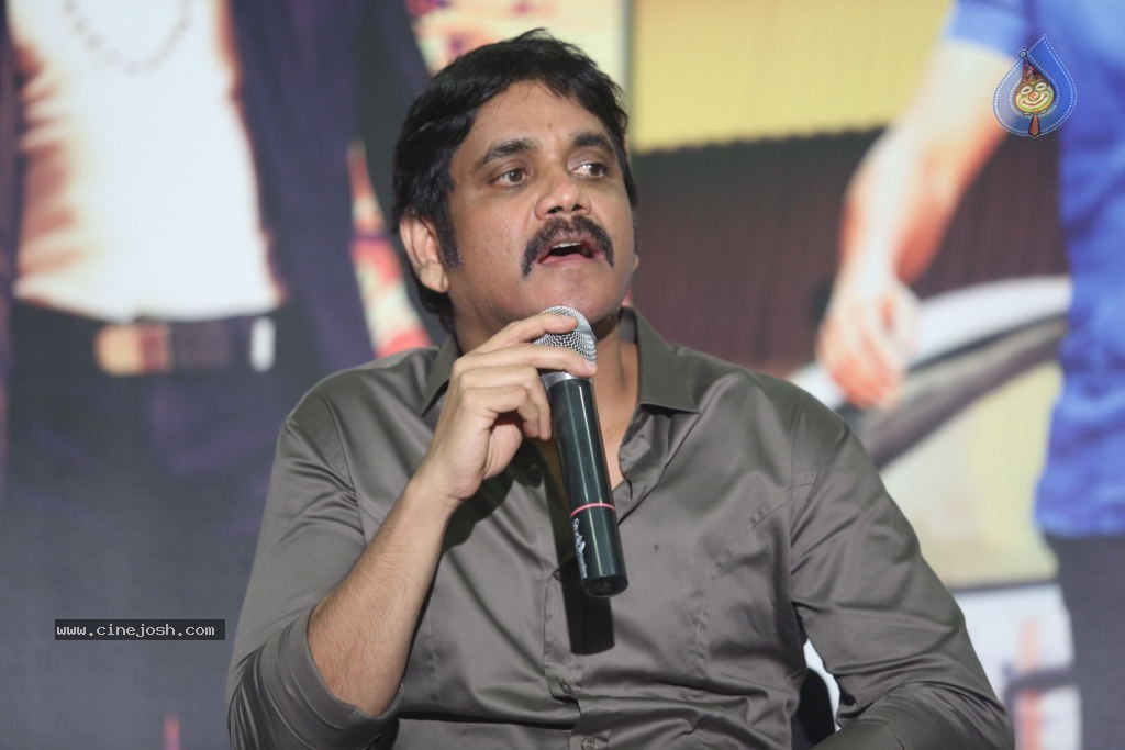 Nagarjuna Interview Stills - 25 / 109 photos