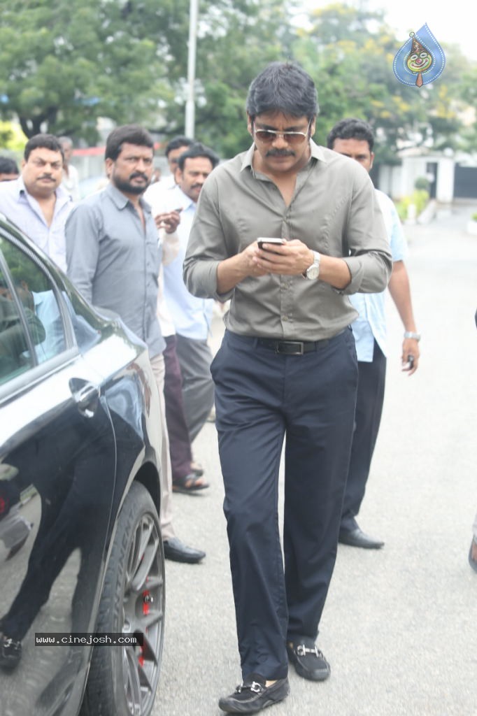 Nagarjuna Interview Stills - 29 / 109 photos