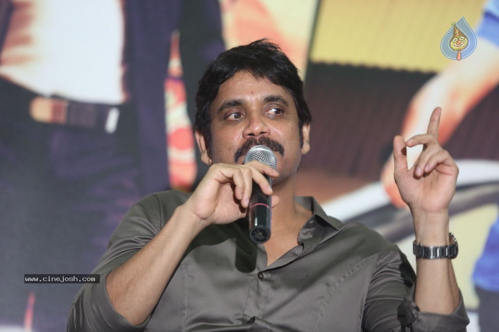 Nagarjuna Interview Stills - 31 / 109 photos