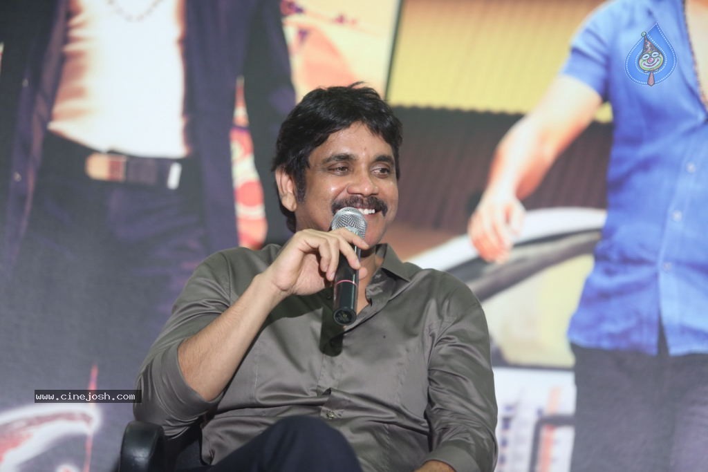 Nagarjuna Interview Stills - 33 / 109 photos