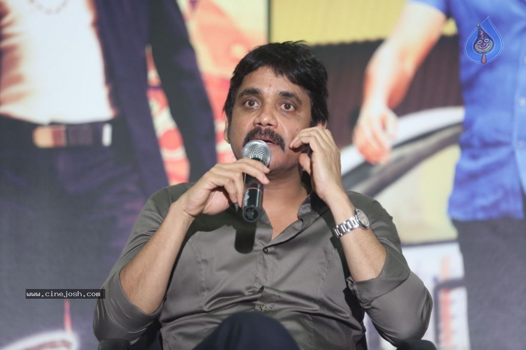 Nagarjuna Interview Stills - 42 / 109 photos