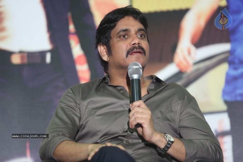 Nagarjuna Interview Stills - 48 / 109 photos