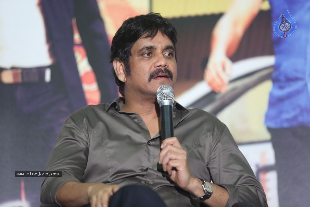 Nagarjuna Interview Stills - 49 / 109 photos