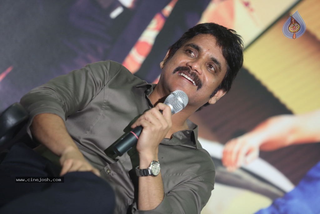 Nagarjuna Interview Stills - 53 / 109 photos