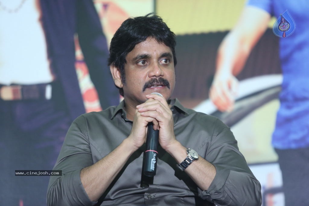 Nagarjuna Interview Stills - 55 / 109 photos