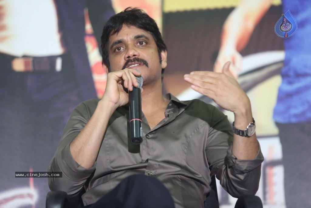 Nagarjuna Interview Stills - 64 / 109 photos