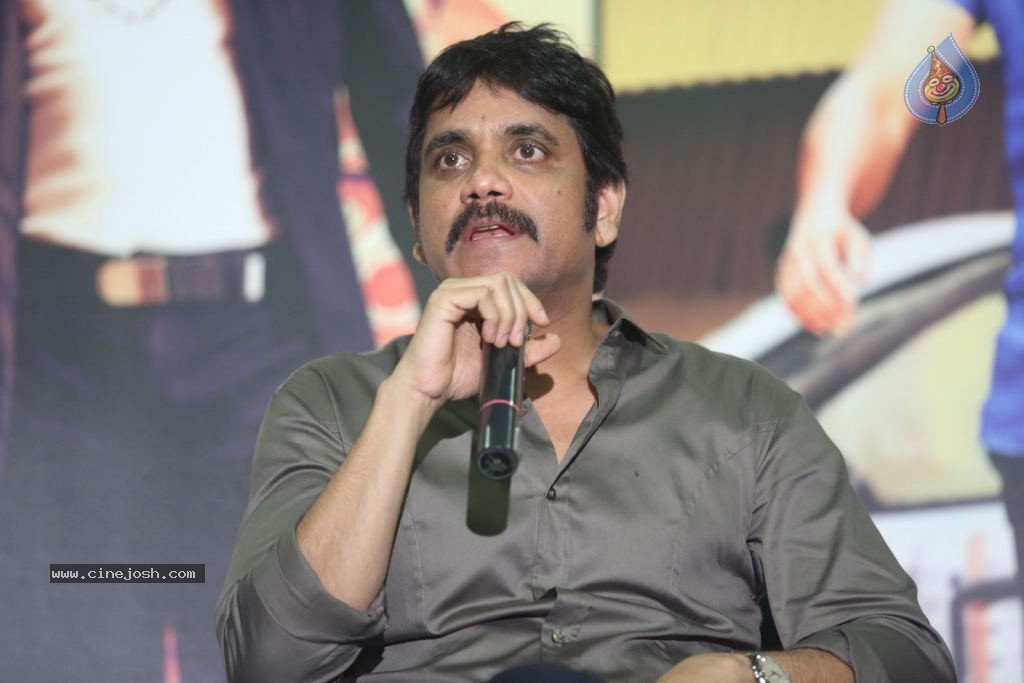 Nagarjuna Interview Stills - 69 / 109 photos