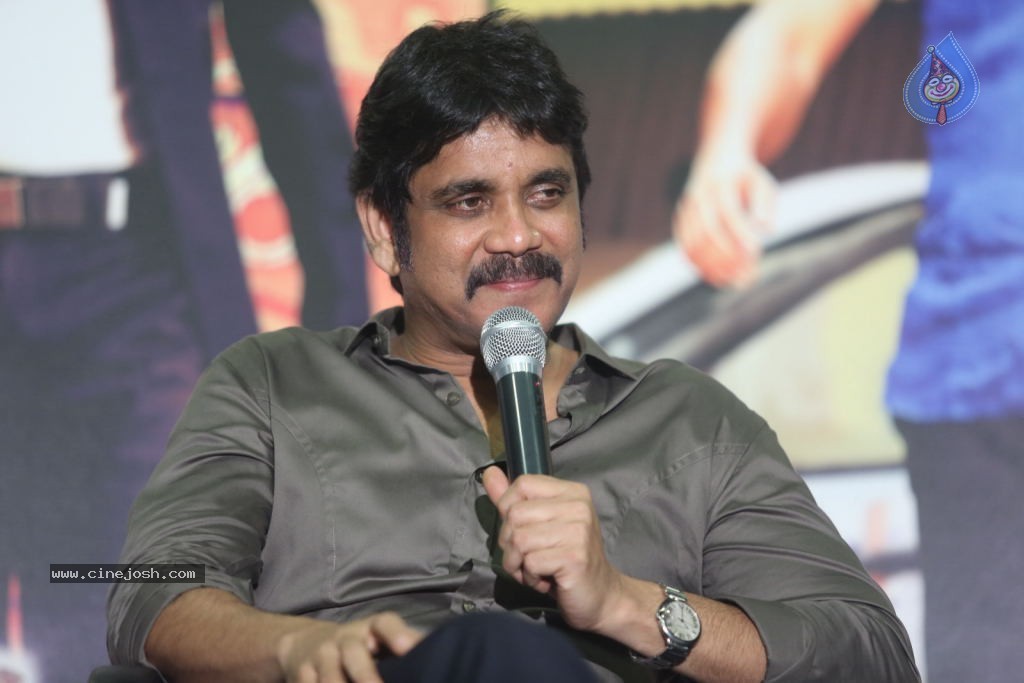 Nagarjuna Interview Stills - 74 / 109 photos