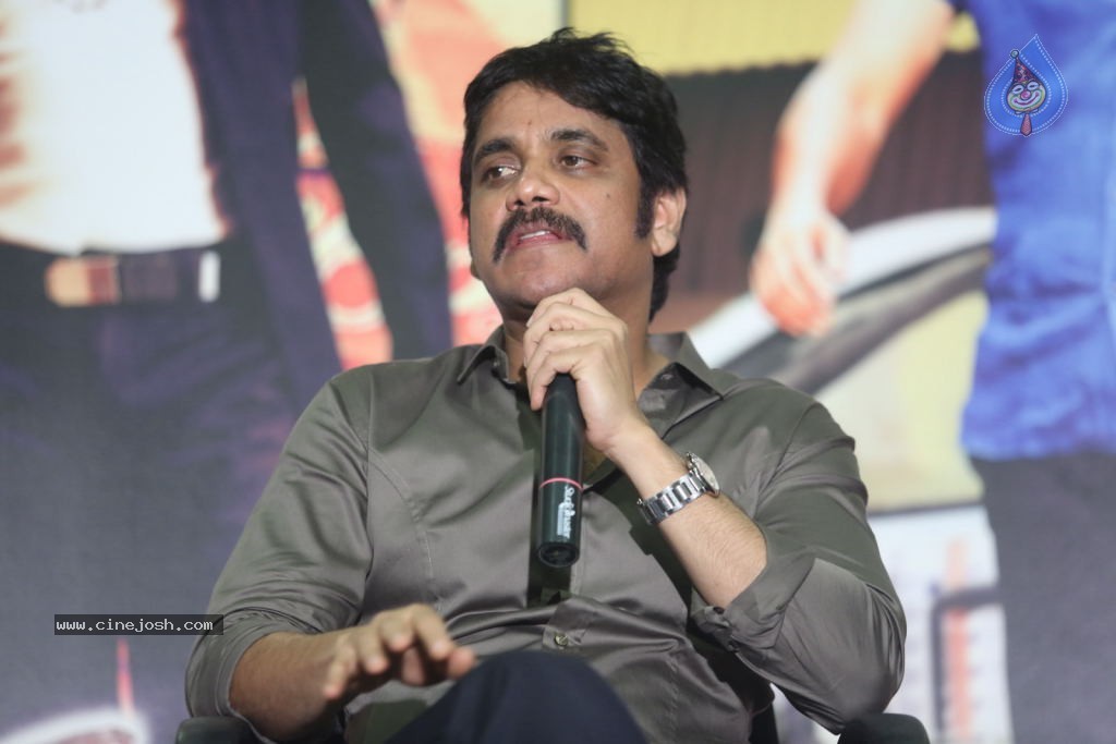 Nagarjuna Interview Stills - 81 / 109 photos