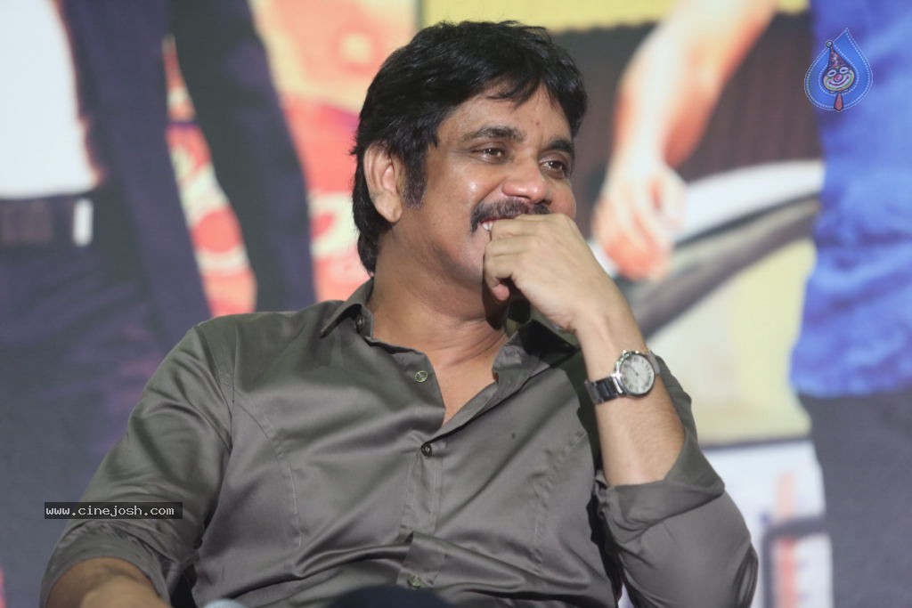 Nagarjuna Interview Stills - 91 / 109 photos