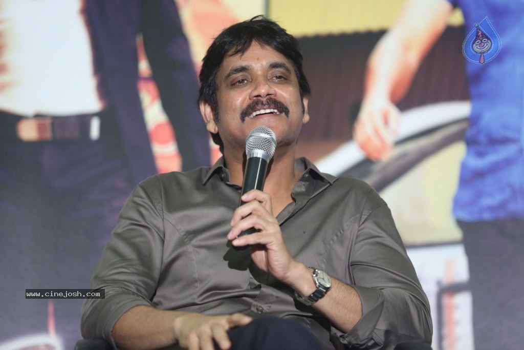 Nagarjuna Interview Stills - 102 / 109 photos