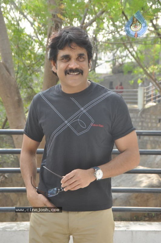 Nagarjuna Solo Stills - 3 / 58 photos