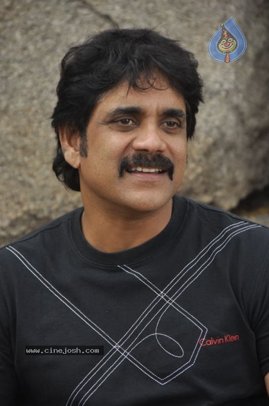 Nagarjuna Solo Stills - 10 / 58 photos