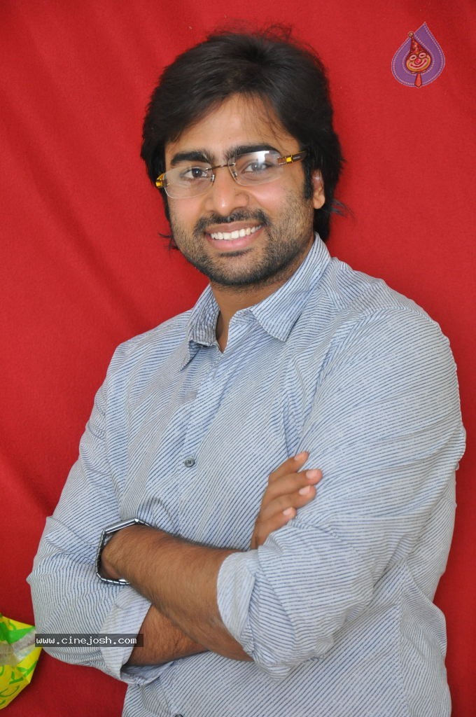 Nara Rohit New Stills - 15 / 37 photos