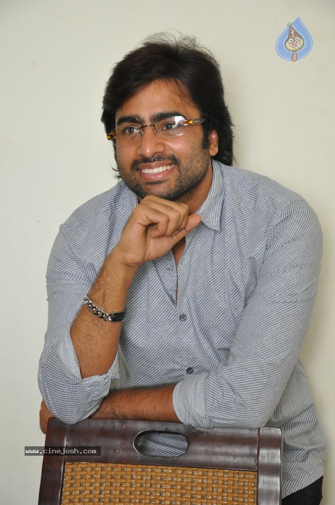 Nara Rohit New Stills - 22 / 37 photos