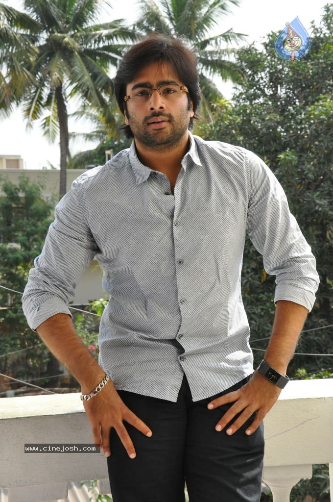 Nara Rohit New Stills - 29 / 37 photos