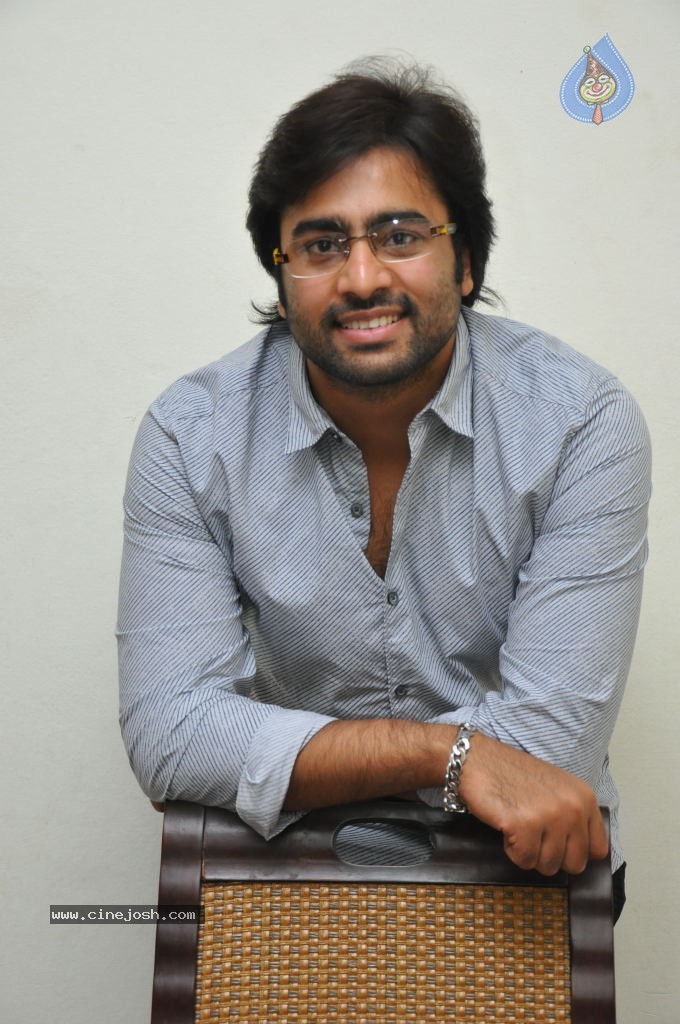 Nara Rohit New Stills - 31 / 37 photos