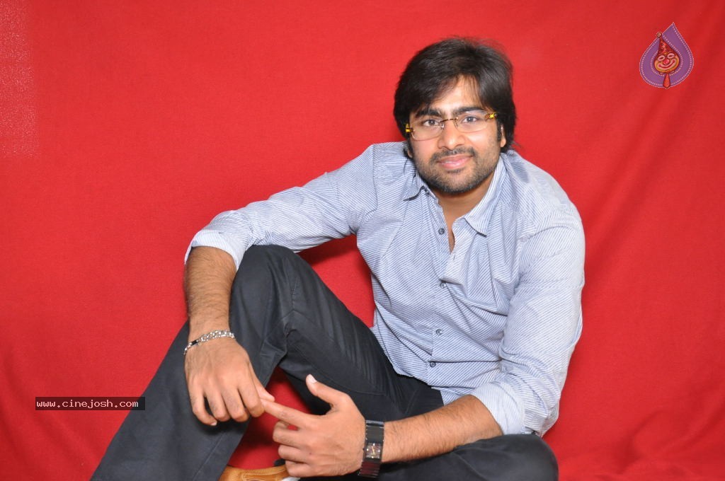 Nara Rohit New Stills - 35 / 37 photos