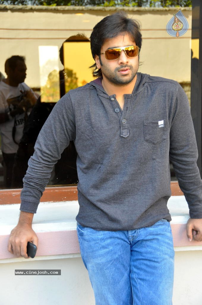 Nara Rohit Solo Stills - 7 / 31 photos