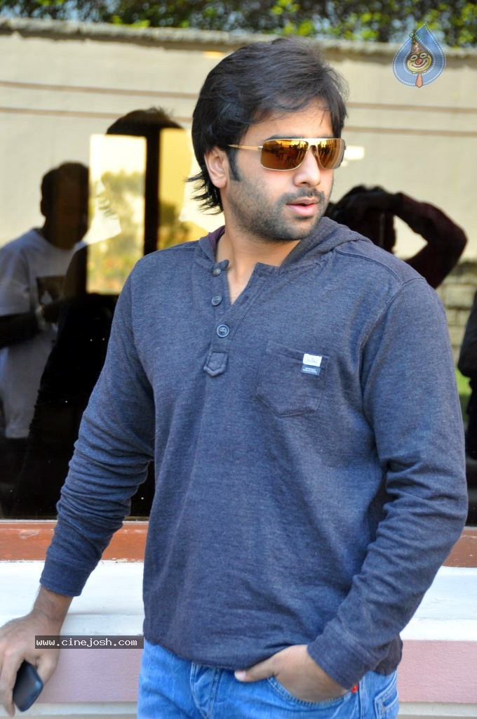 Nara Rohit Solo Stills - 9 / 31 photos