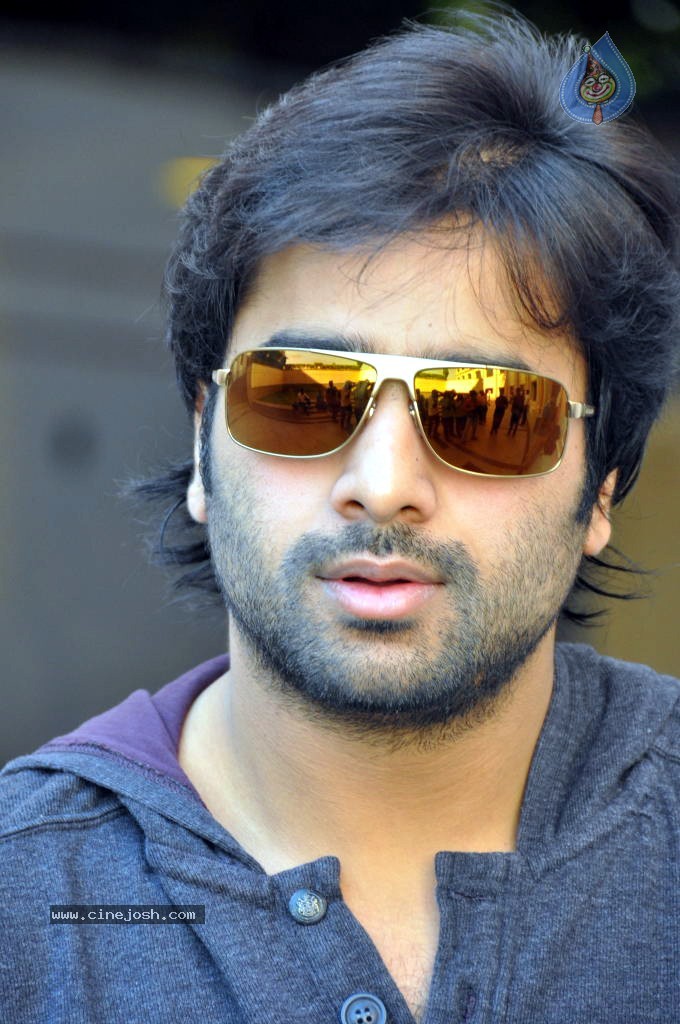 Nara Rohit Solo Stills - 10 / 31 photos