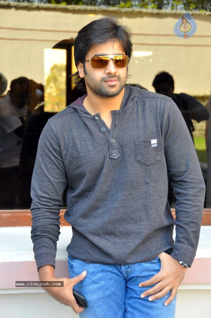 Nara Rohit Solo Stills - 21 / 31 photos