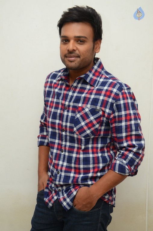 Nawin Vijaykrishna Interview Photos - 18 / 18 photos