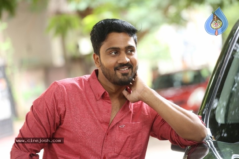 Nenu Lenu  Movie Hero Harshith Interview - 18 / 20 photos