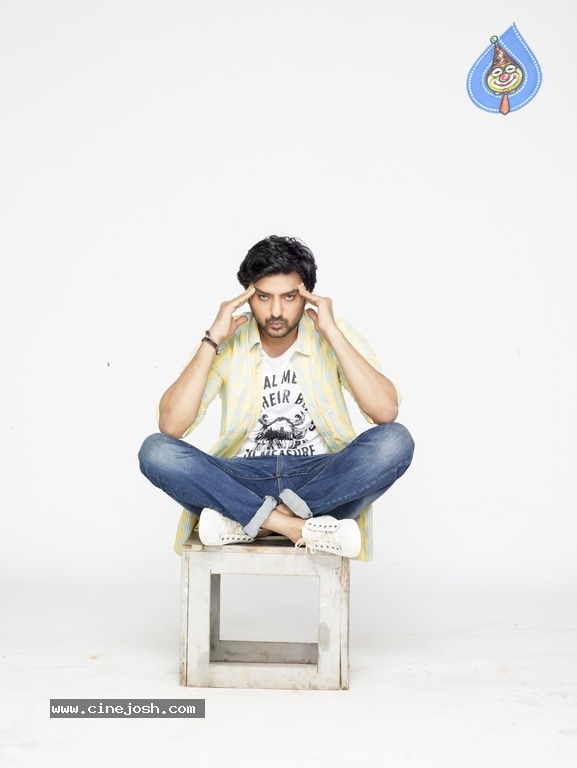 Nirup Bhandari New Stills - 15 / 21 photos