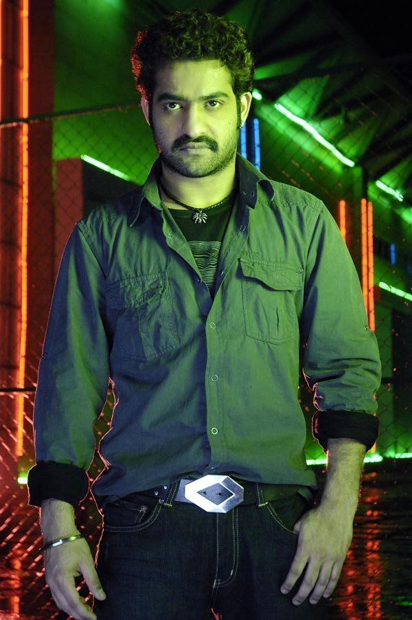 Jr NTR In Adurs - 7 / 43 photos