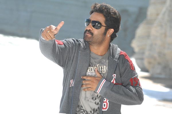 Jr NTR In Adurs - 21 / 43 photos