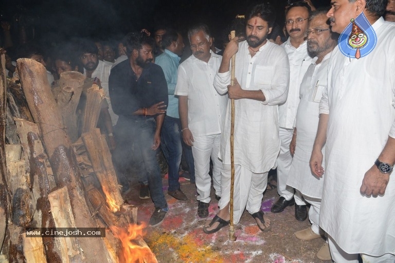 Pawan Kalyan Celebrates Sankranthi In Tenali - 27 / 39 photos