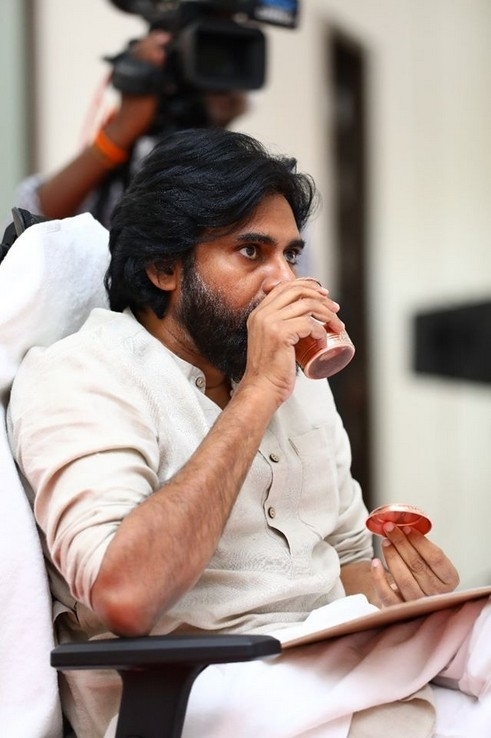 Pawan Kalyan in Janasena Meeting - 23 / 31 photos