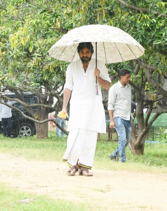 Pawan Kalyan Latest Stills - 30 / 33 photos