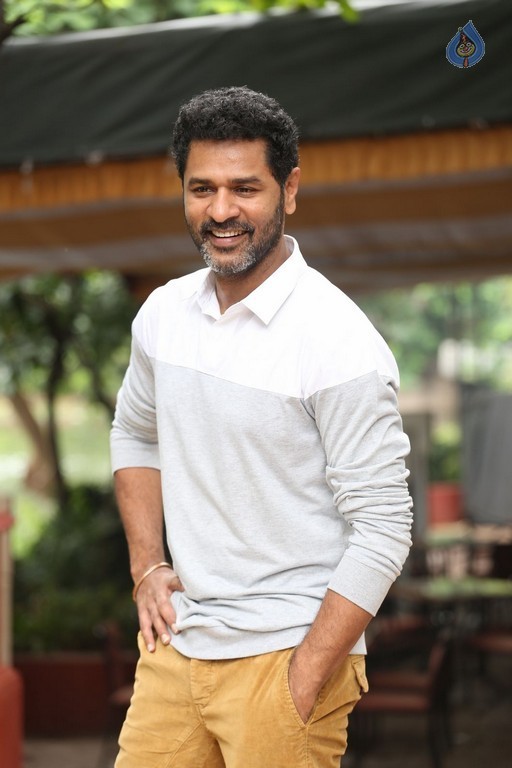 Prabhu Deva Photos - 16 / 21 photos