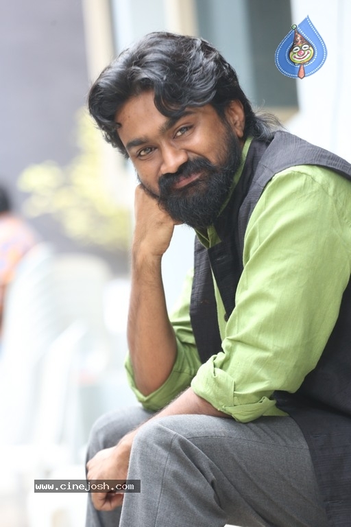 Rahul Ramakrishna Photos - Photo 10 of 14