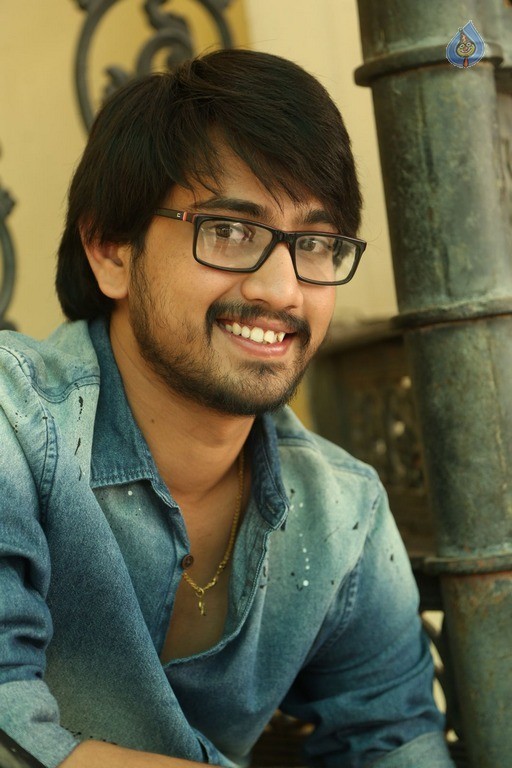 Raj Tarun Interview Photos - 7 / 21 photos