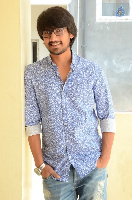 Raj Tarun Interview Photos - 4 / 21 photos