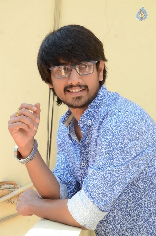 Raj Tarun Interview Photos - 7 / 21 photos