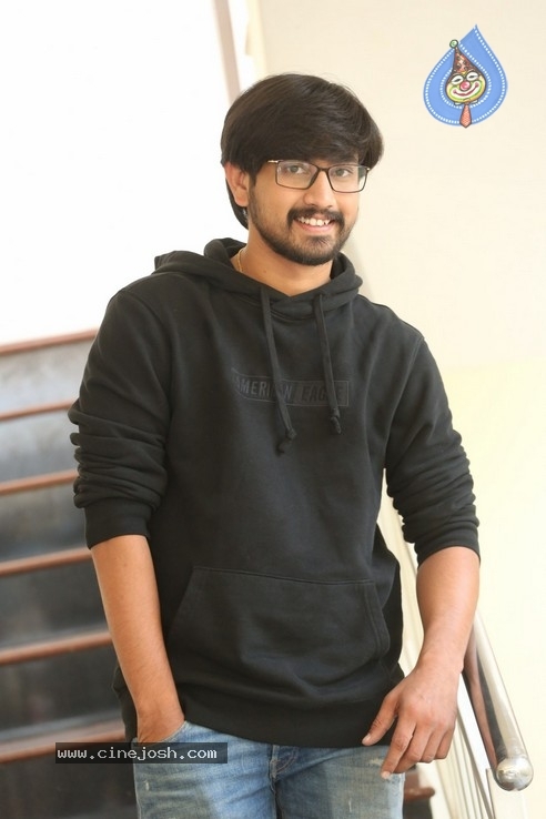 Raj Tarun Interview Photos - 7 / 20 photos